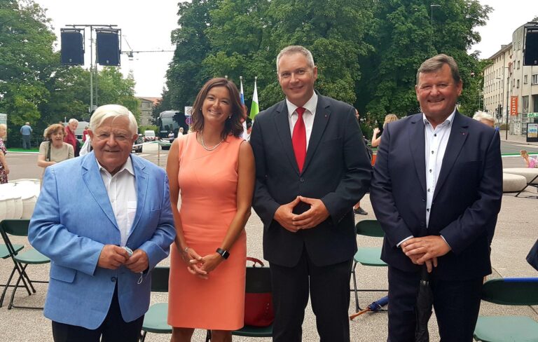 “KAJ ZA TAKE DOBROTE STE PRODALI SVOJO DUŠO? O TRAPI, O AVŠE!”