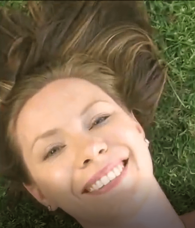 FATALEN POGLED, DOLG VEČ KOT 10 BILIJONOV SVETLOBNIH LET